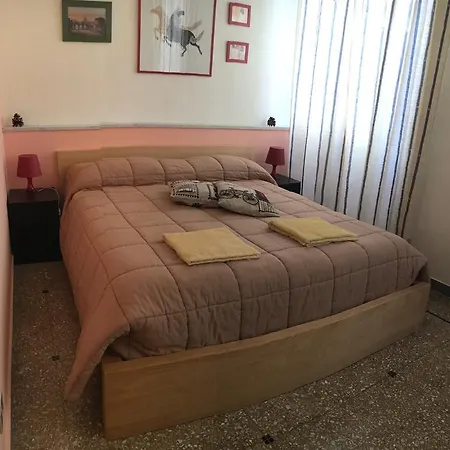 Bed & Breakfast Domus Maximi 2*