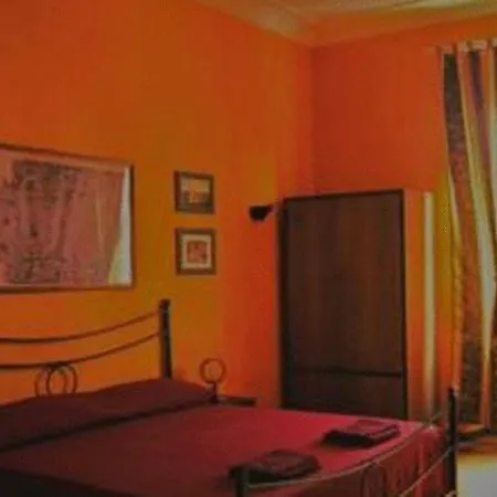 Domus Maximi Bed & Breakfast 2*